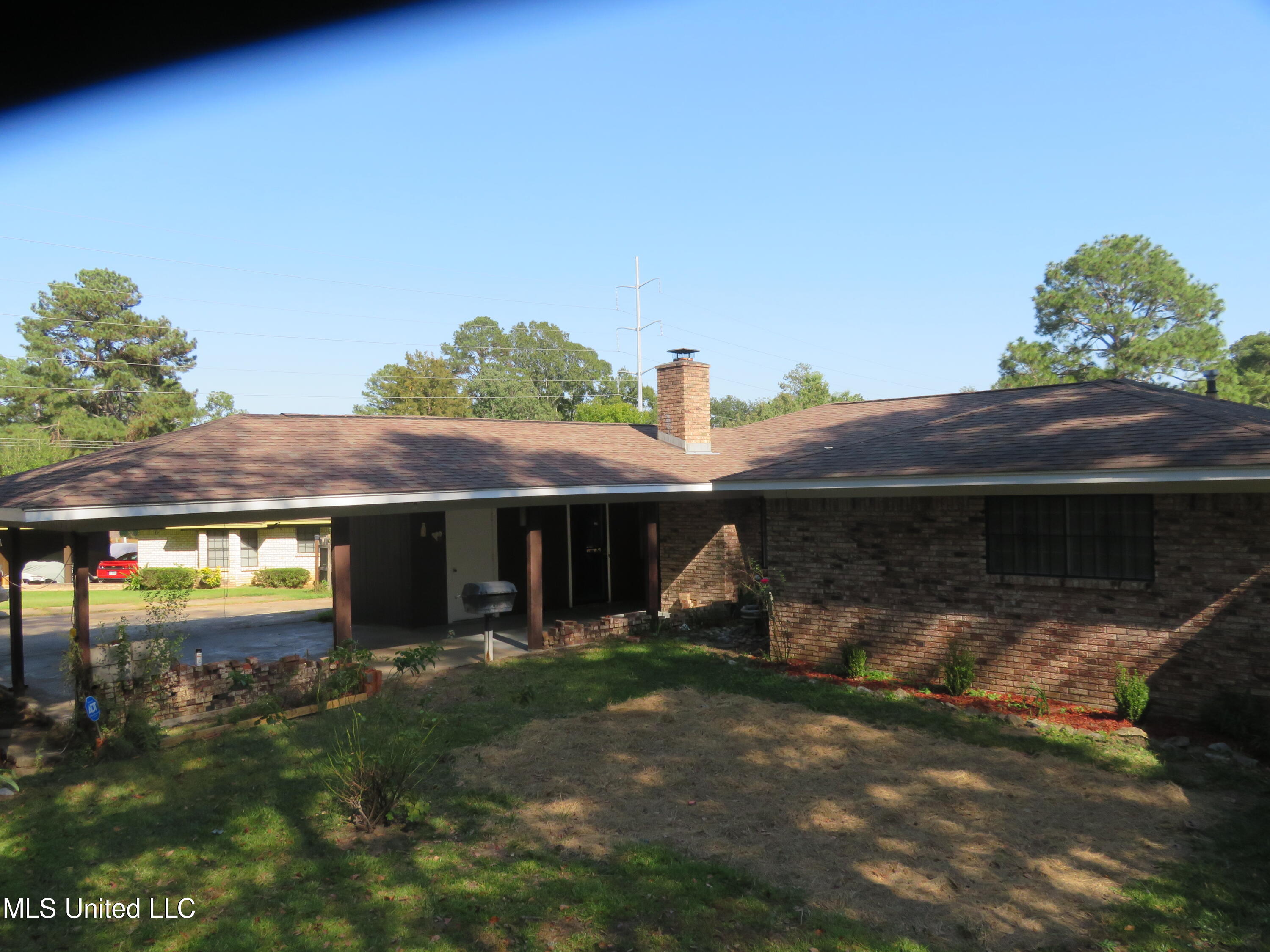 1470 Vernon Circle, Jackson, Mississippi image 2