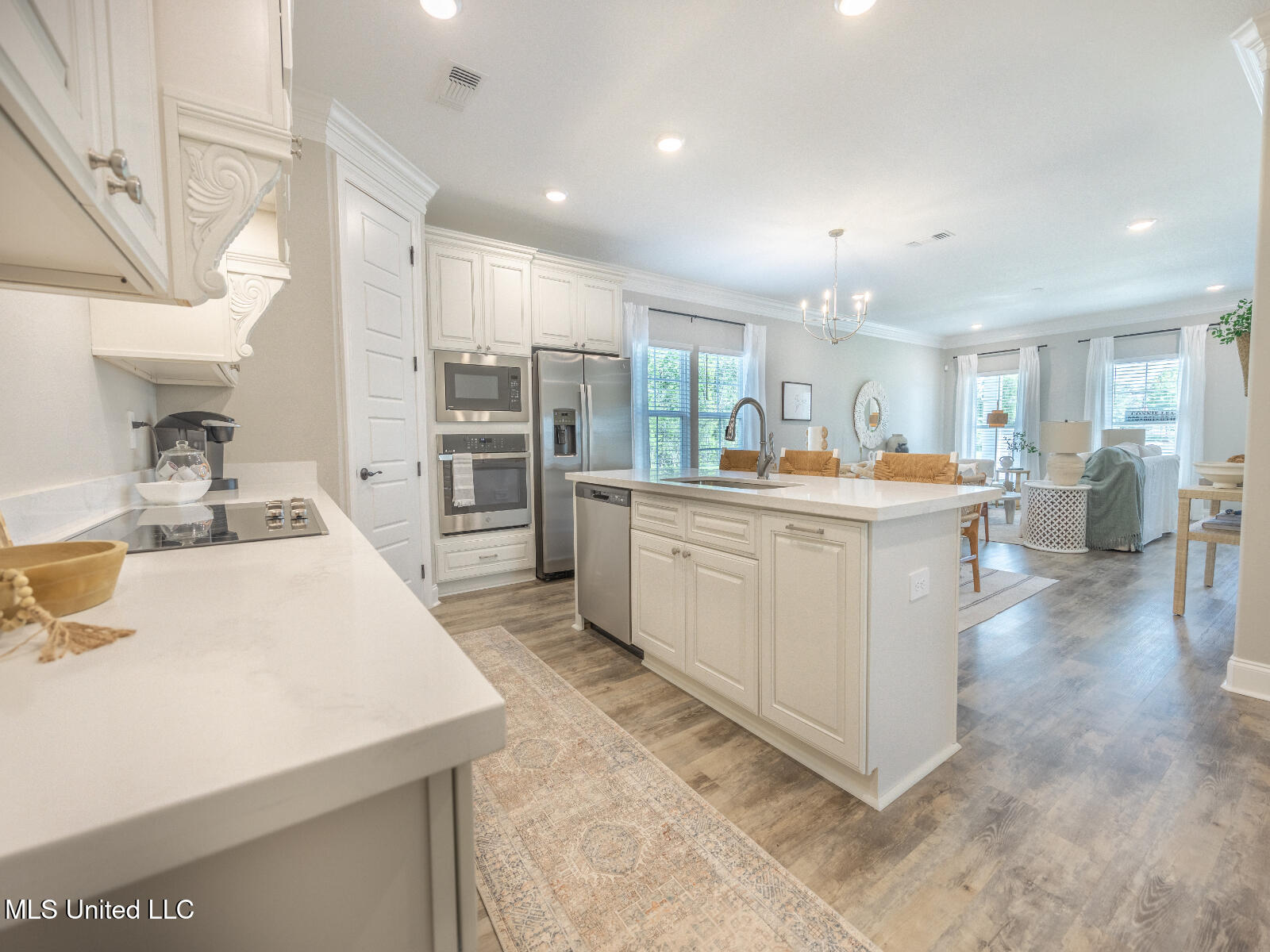 126 Everly Circle, Ocean Springs, Mississippi image 3