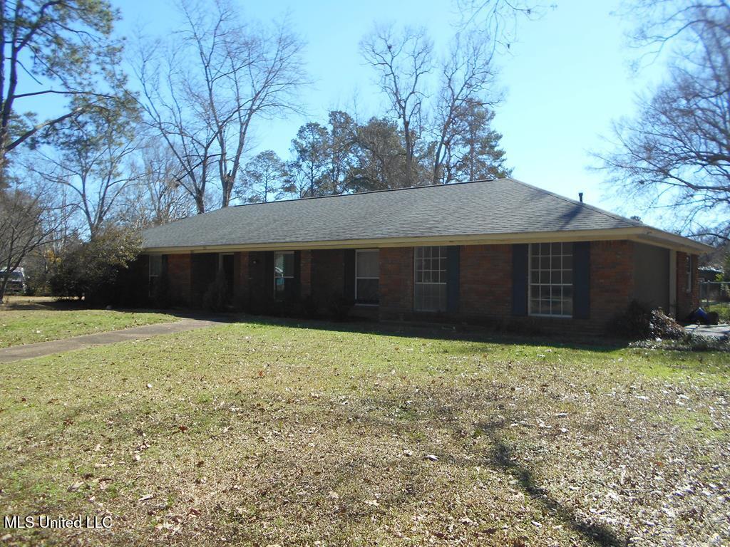 115 Mansfield Drive, Natchez, Mississippi image 1