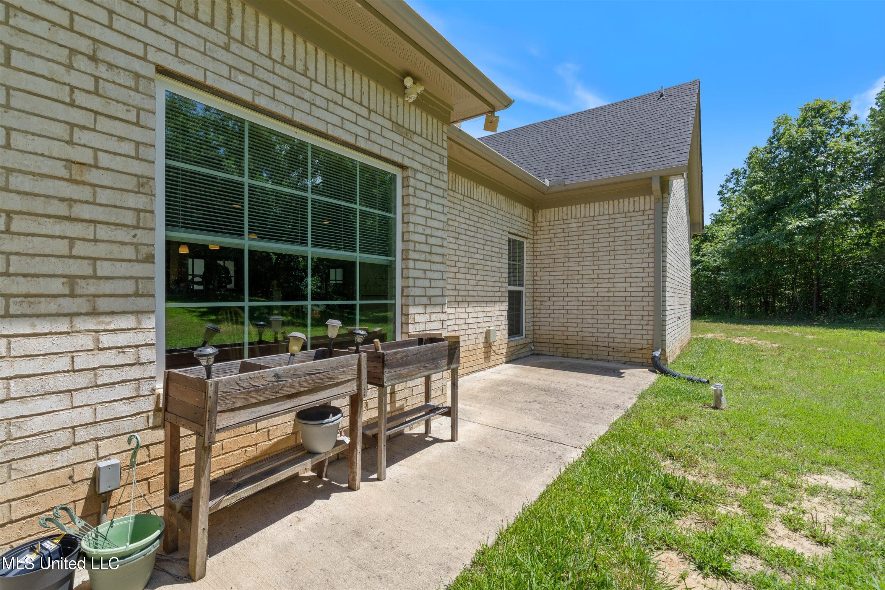 102 Whitetail Lane, Coldwater, Mississippi image 13