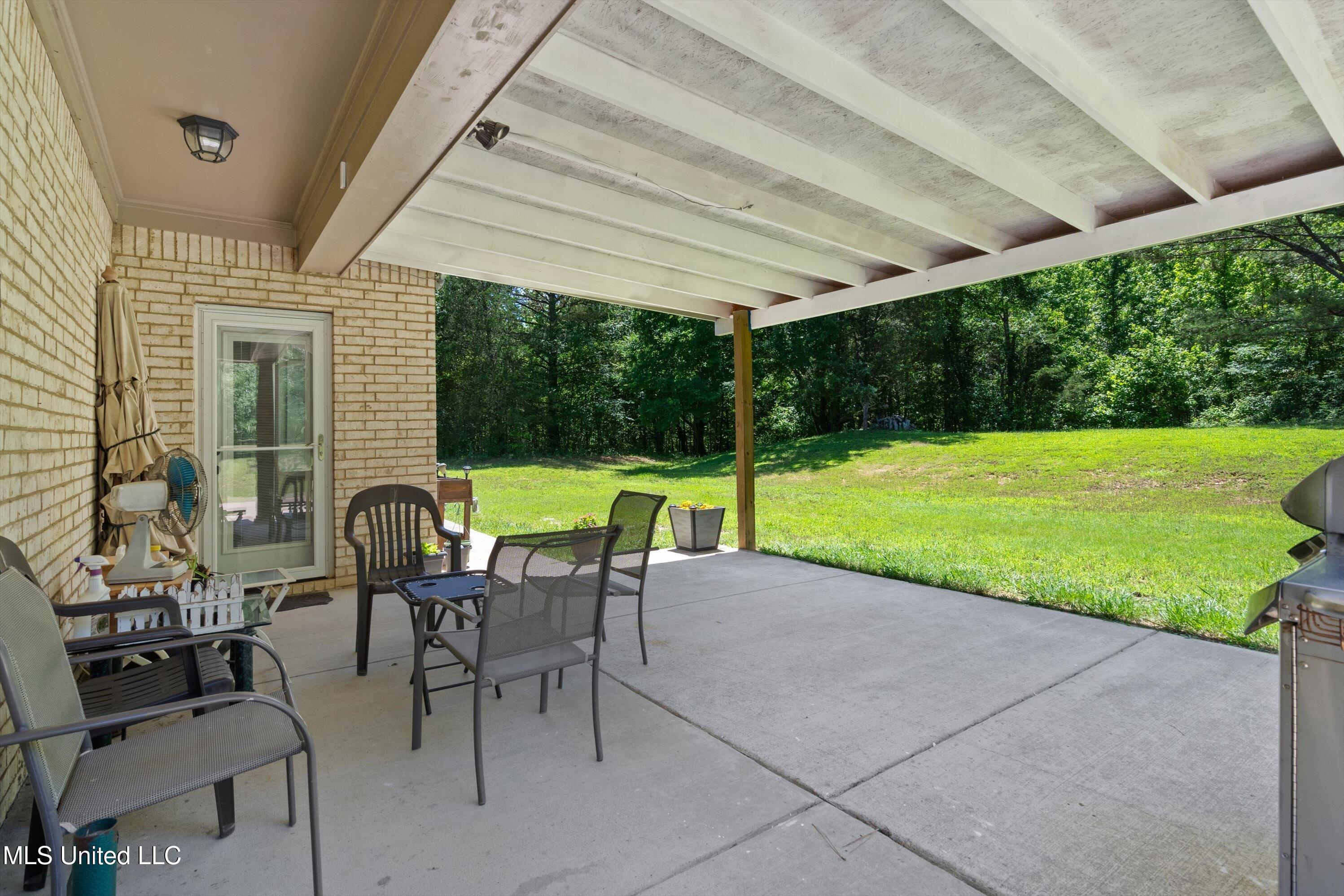 102 Whitetail Lane, Coldwater, Mississippi image 11