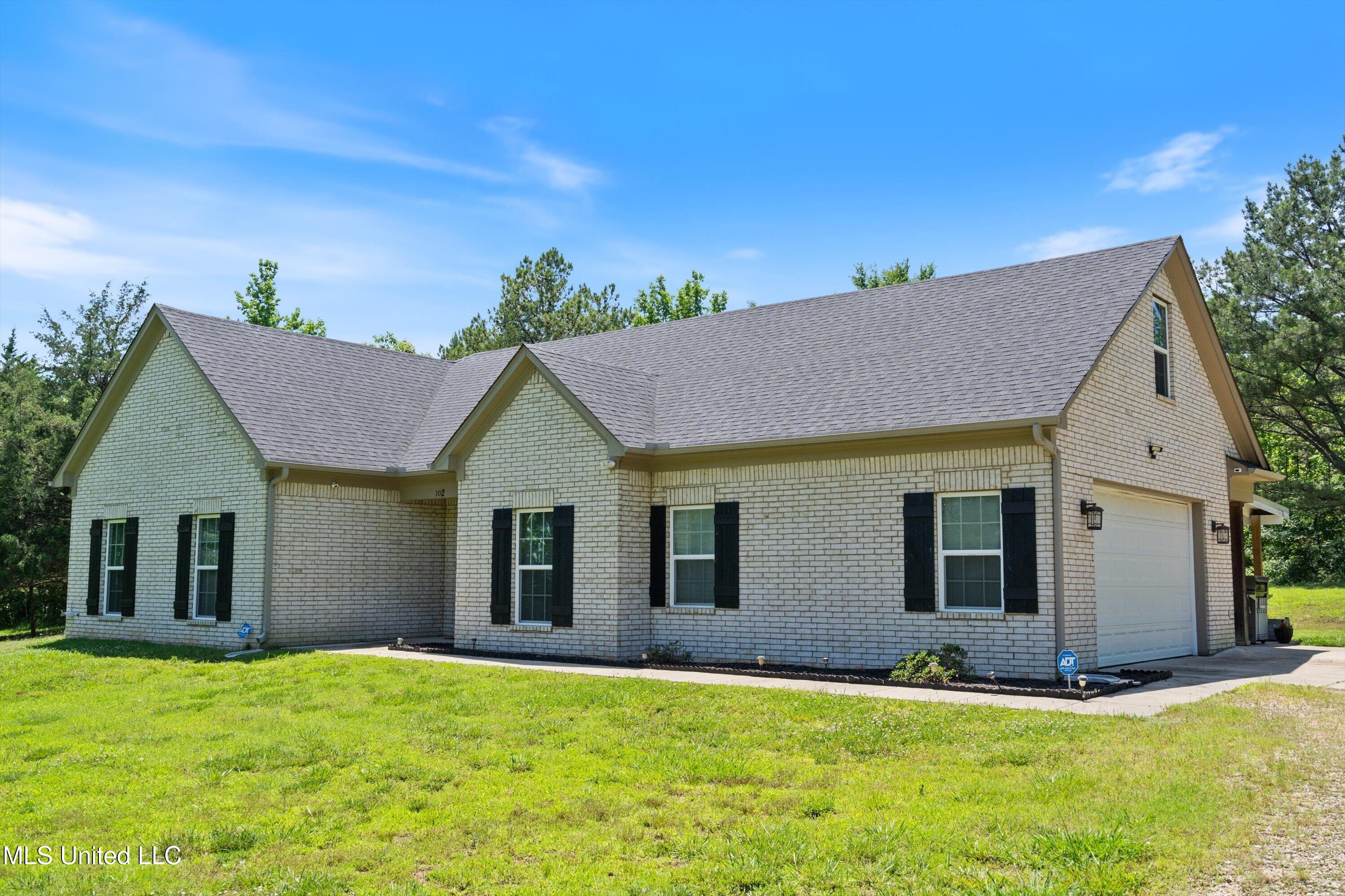 102 Whitetail Lane, Coldwater, Mississippi image 8