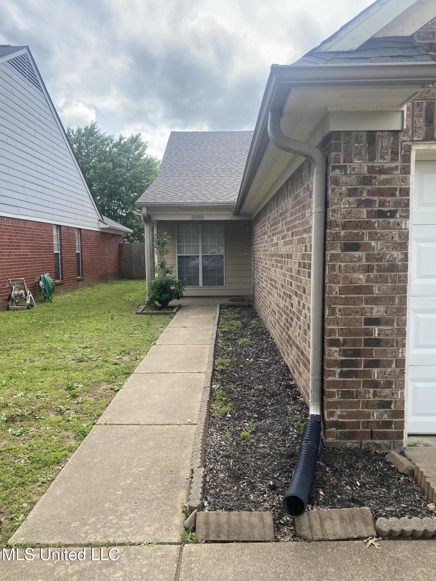 5593 Casey Lane, Southaven, Mississippi image 3