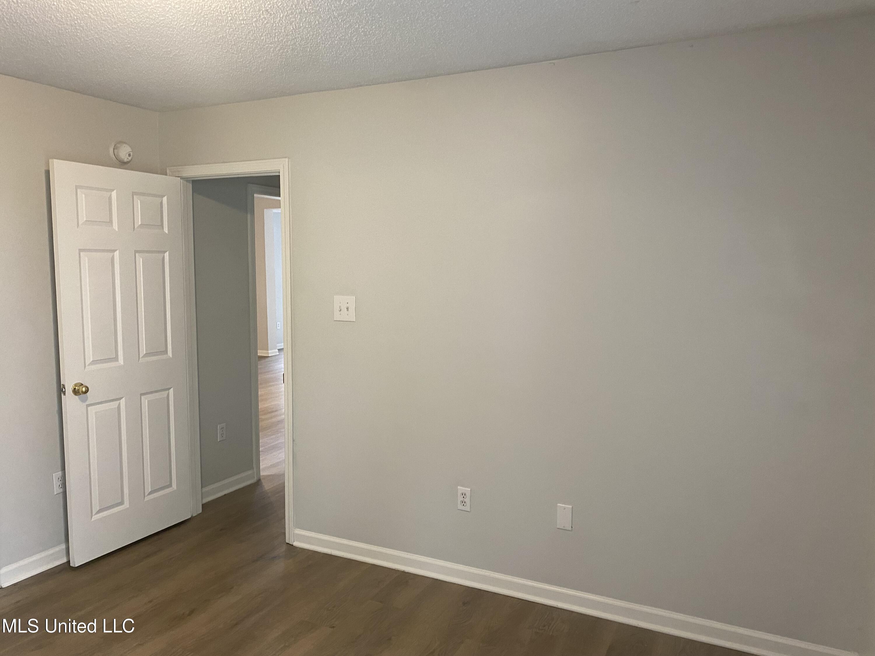 5593 Casey Lane, Southaven, Mississippi image 21