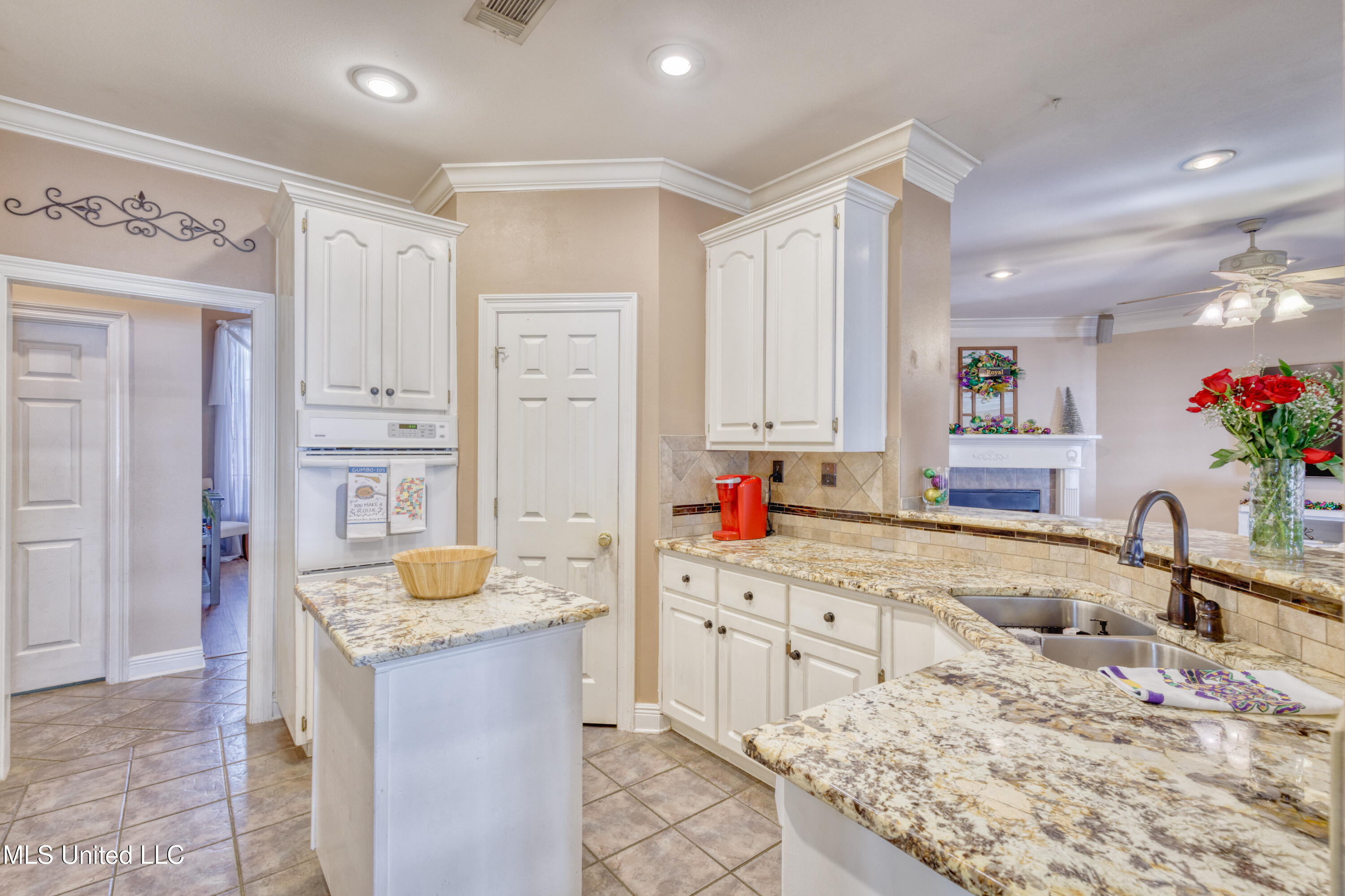 6051 The Wds Road, Picayune, Mississippi image 9