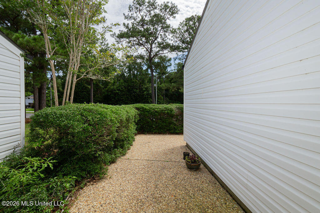 5420 Diamondhead Drive