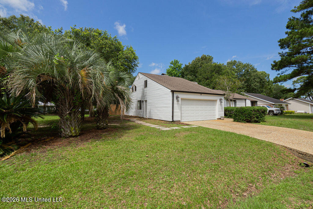 5420 Diamondhead Drive