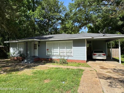 Homes For Sale - 3173 Oak Forest Drive<br/> Jackson, MS 39212