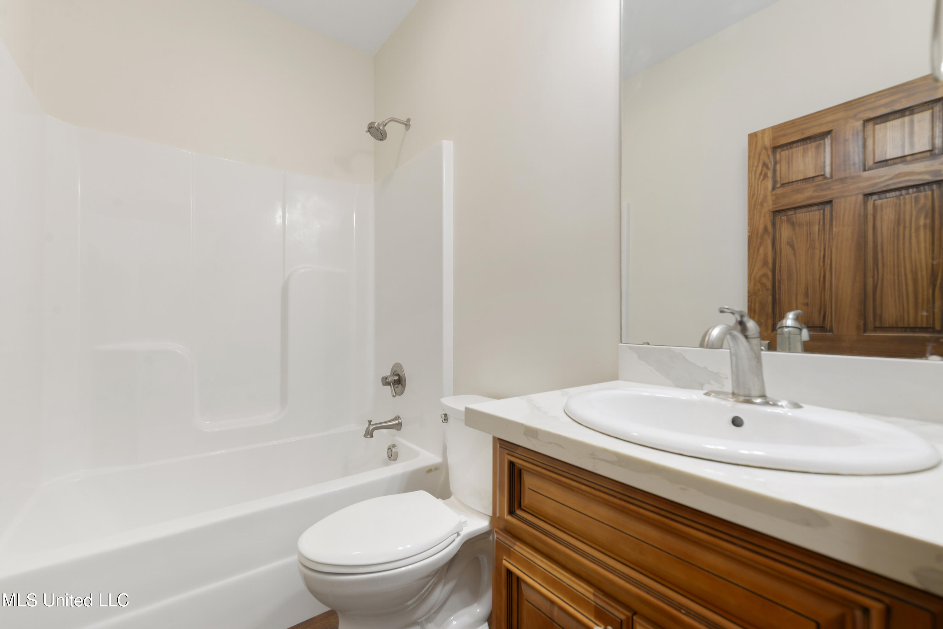 648 Iona Court, Diamondhead, Mississippi image 20