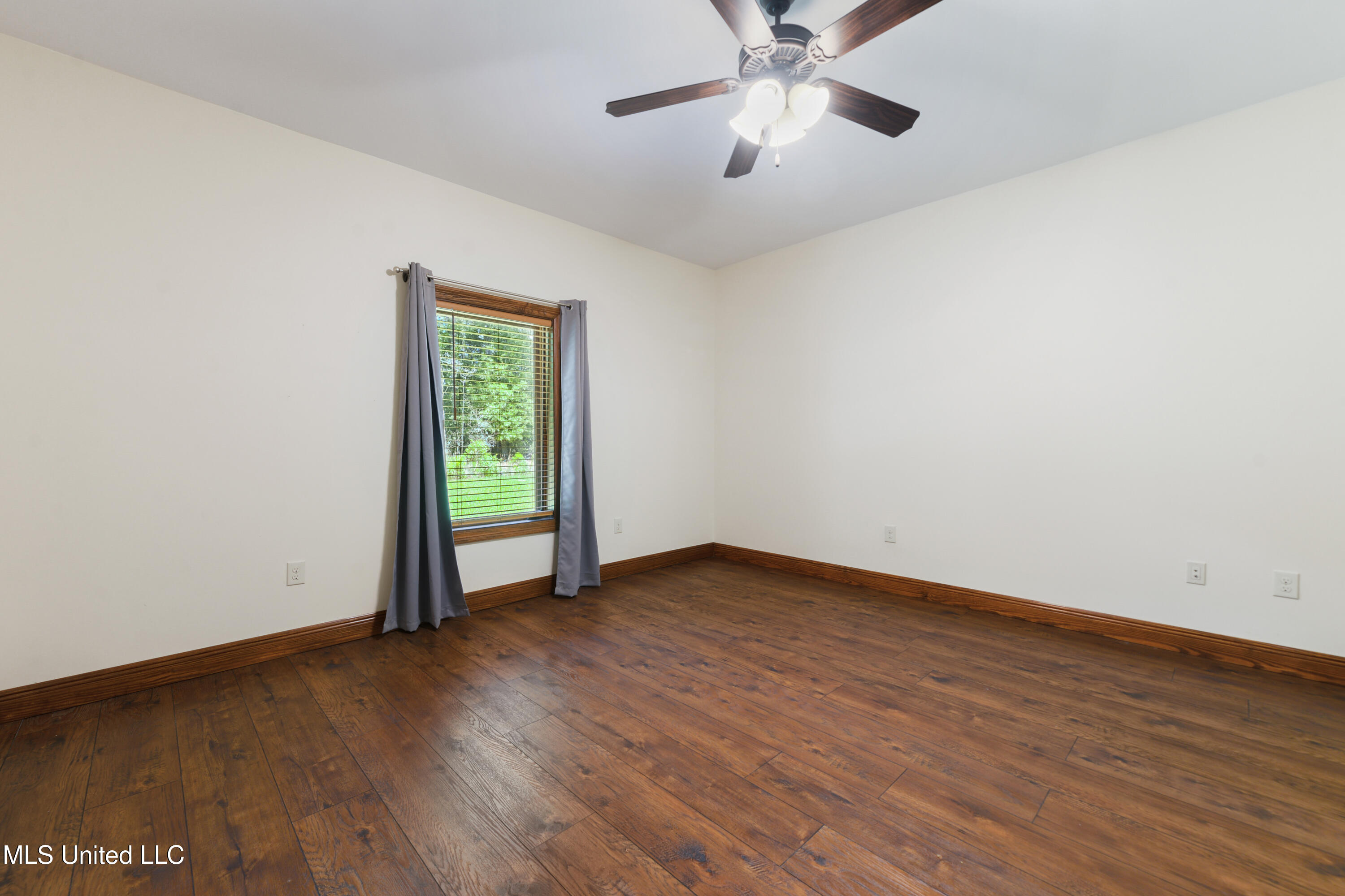 648 Iona Court, Diamondhead, Mississippi image 21