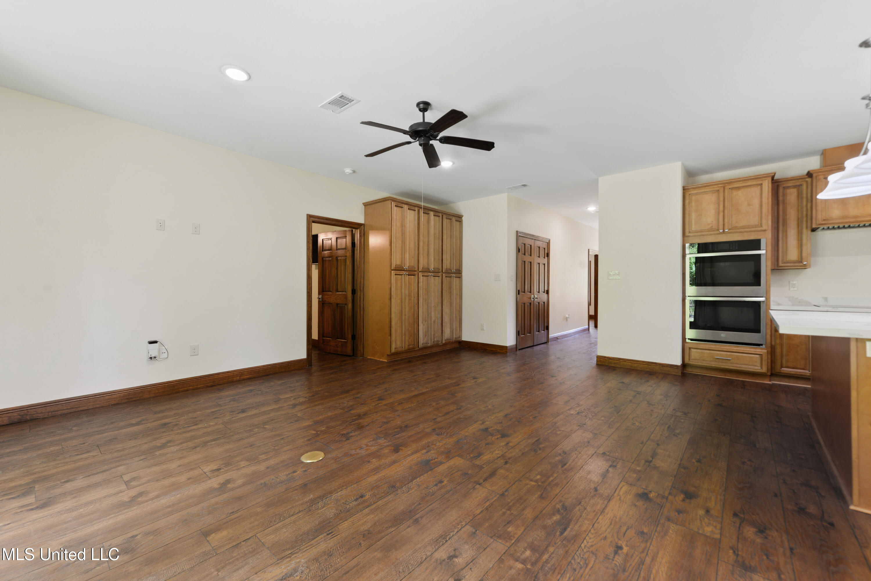 648 Iona Court, Diamondhead, Mississippi image 12