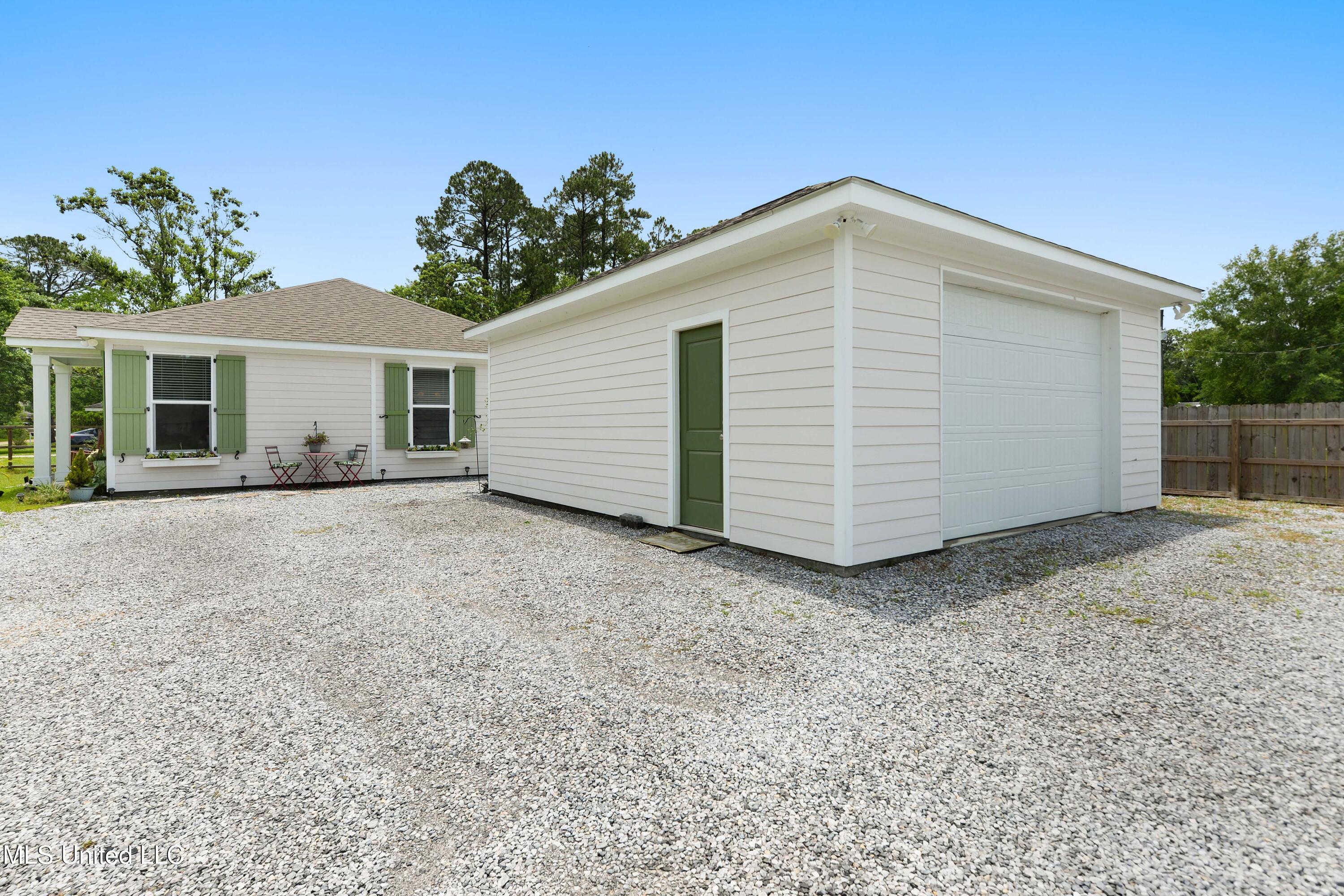 641 Saint Anthony Street, Waveland, Mississippi image 22