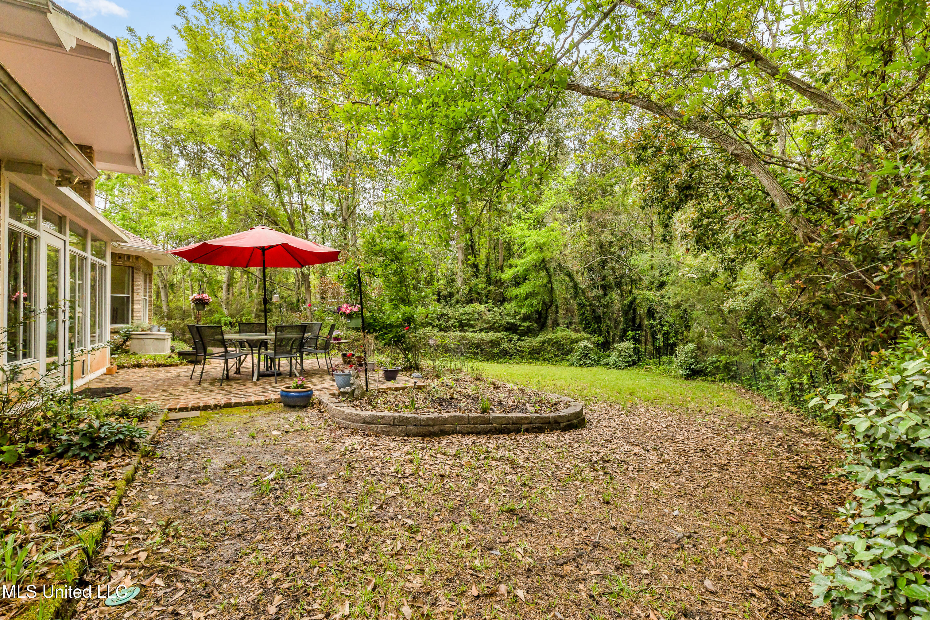 6644 Ahekolo Circle, Diamondhead, Mississippi image 24
