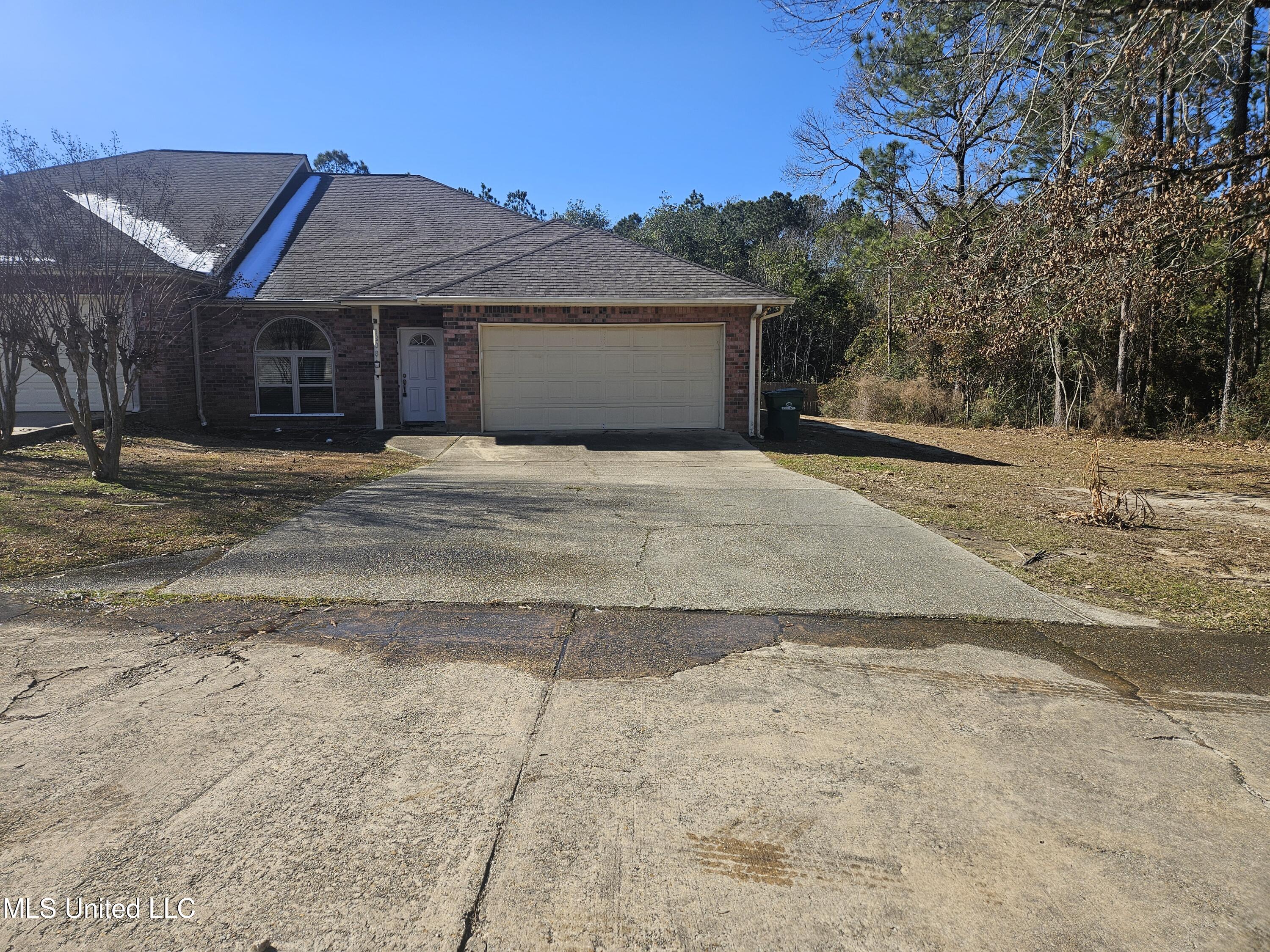 1208 Kapalama Court, Diamondhead, Mississippi image 1