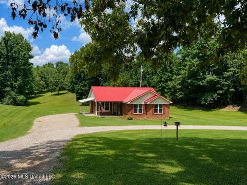 Homes For Sale - 215 White Road<br/> Holly Springs, MS 38635