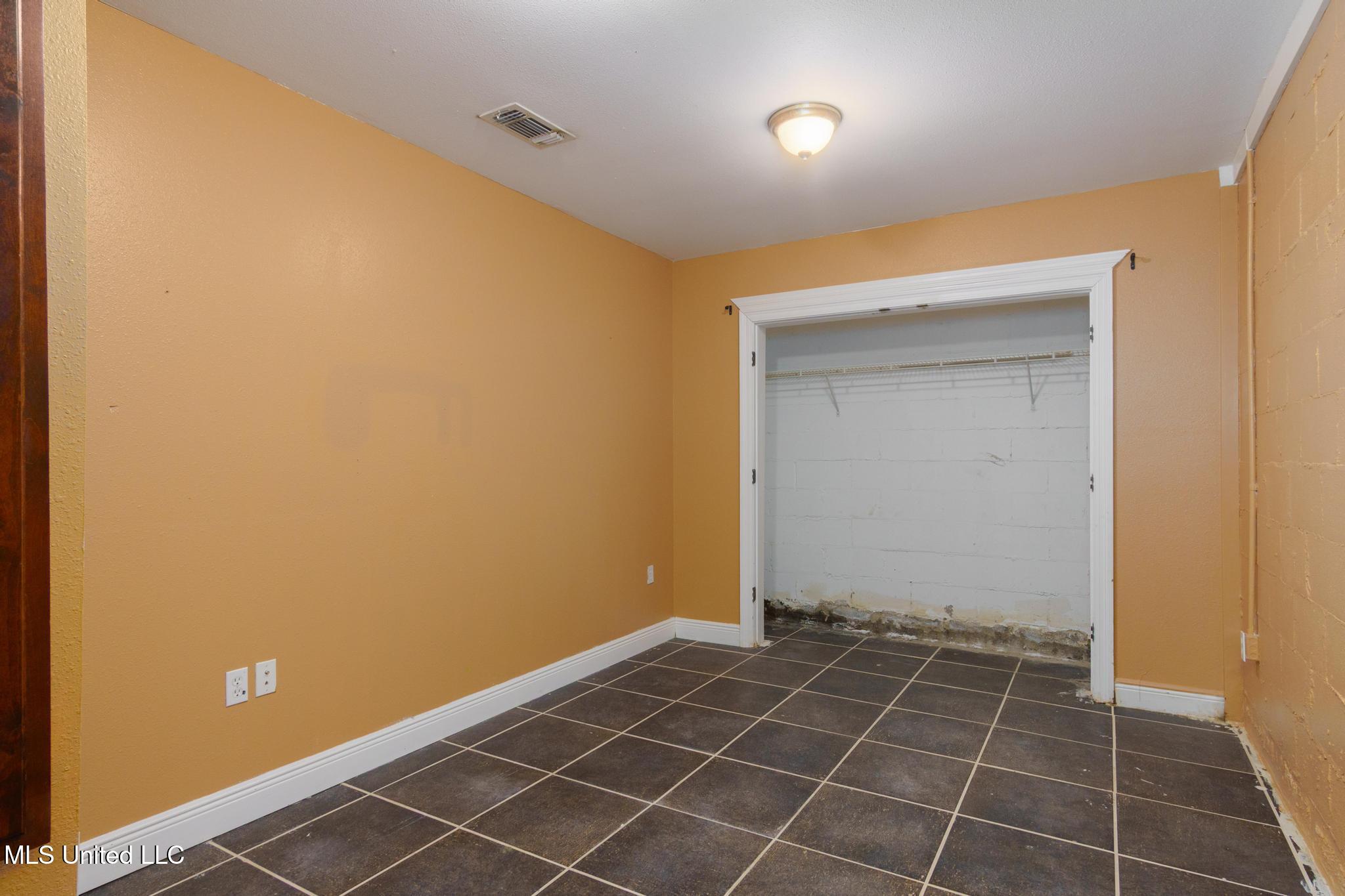 12 Chalmett Place, Hattiesburg, Mississippi image 29