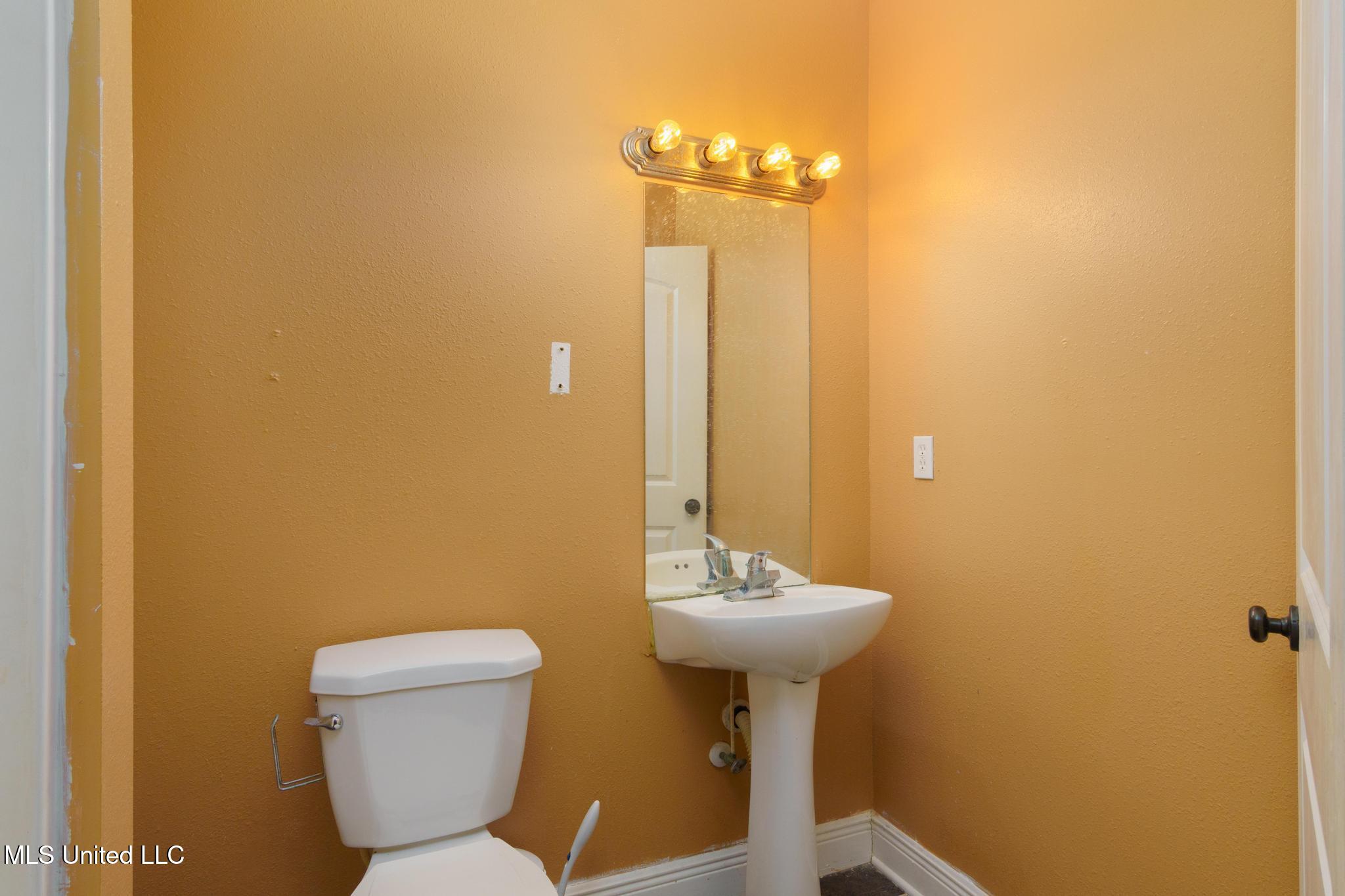 12 Chalmett Place, Hattiesburg, Mississippi image 31