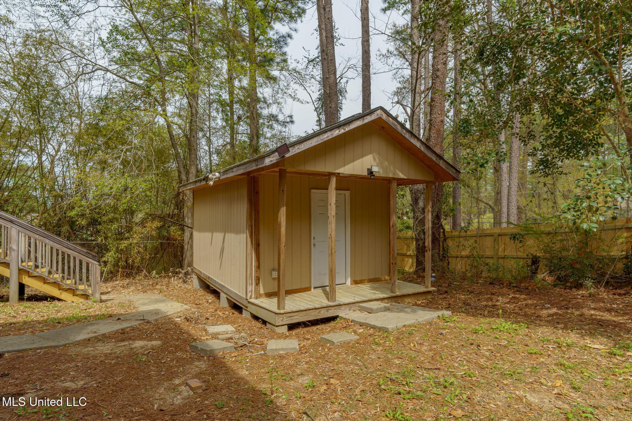 12 Chalmett Place, Hattiesburg, Mississippi image 35
