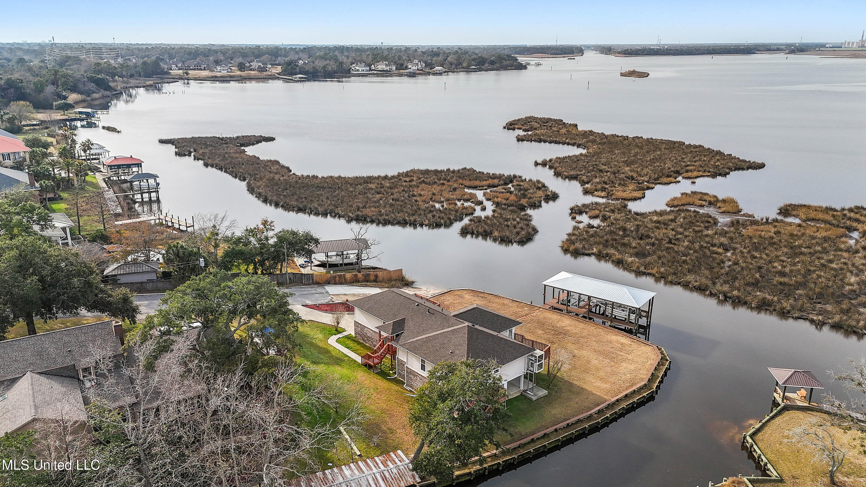 2562 Mercedes Drive, Biloxi, Mississippi image 49