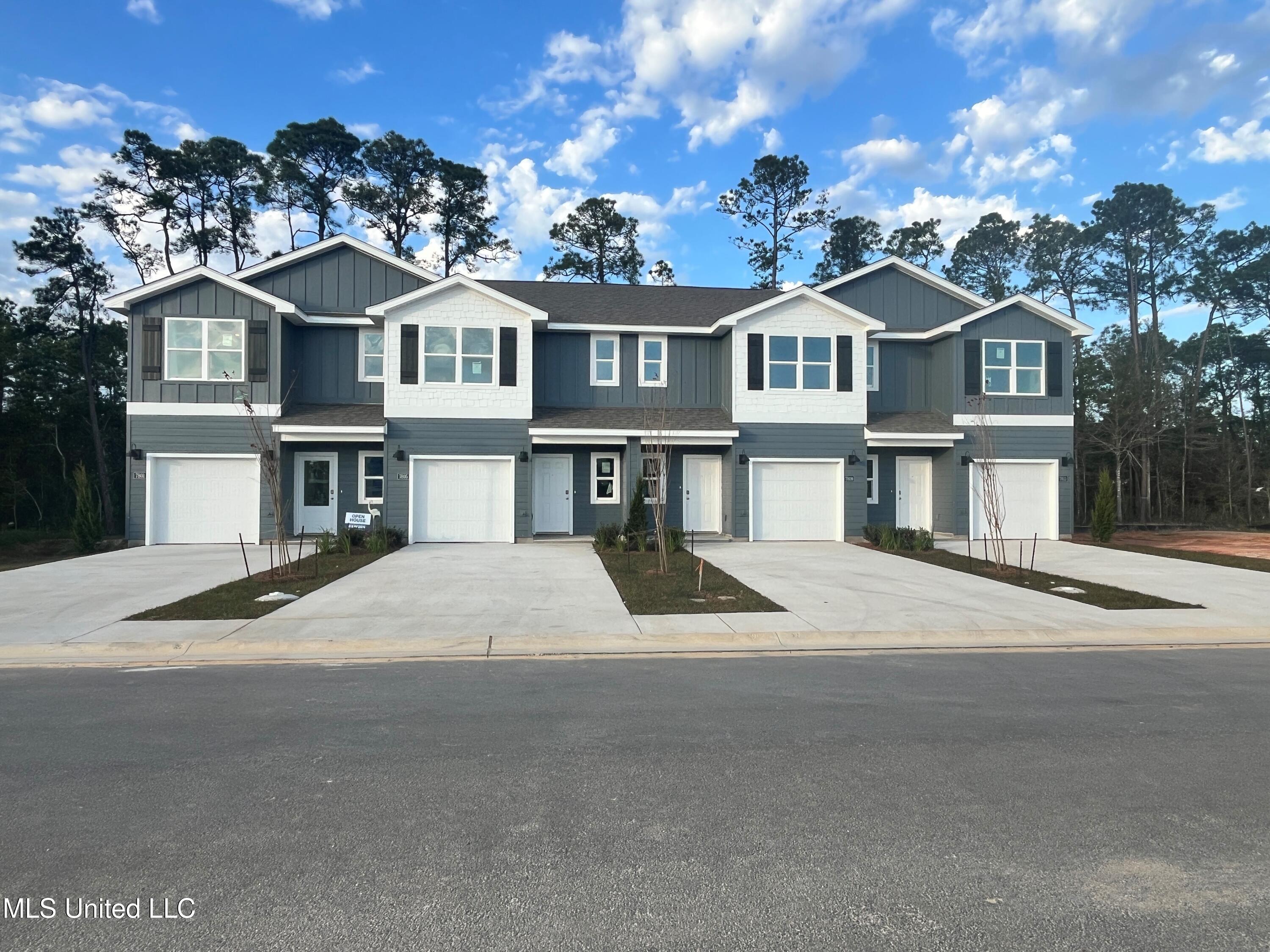 7852 Reagan Court, Ocean Springs, Mississippi image 1