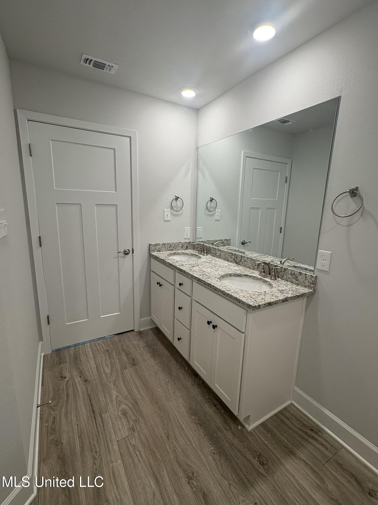 18059 Tiffany Renee Drive, Gulfport, Mississippi image 16