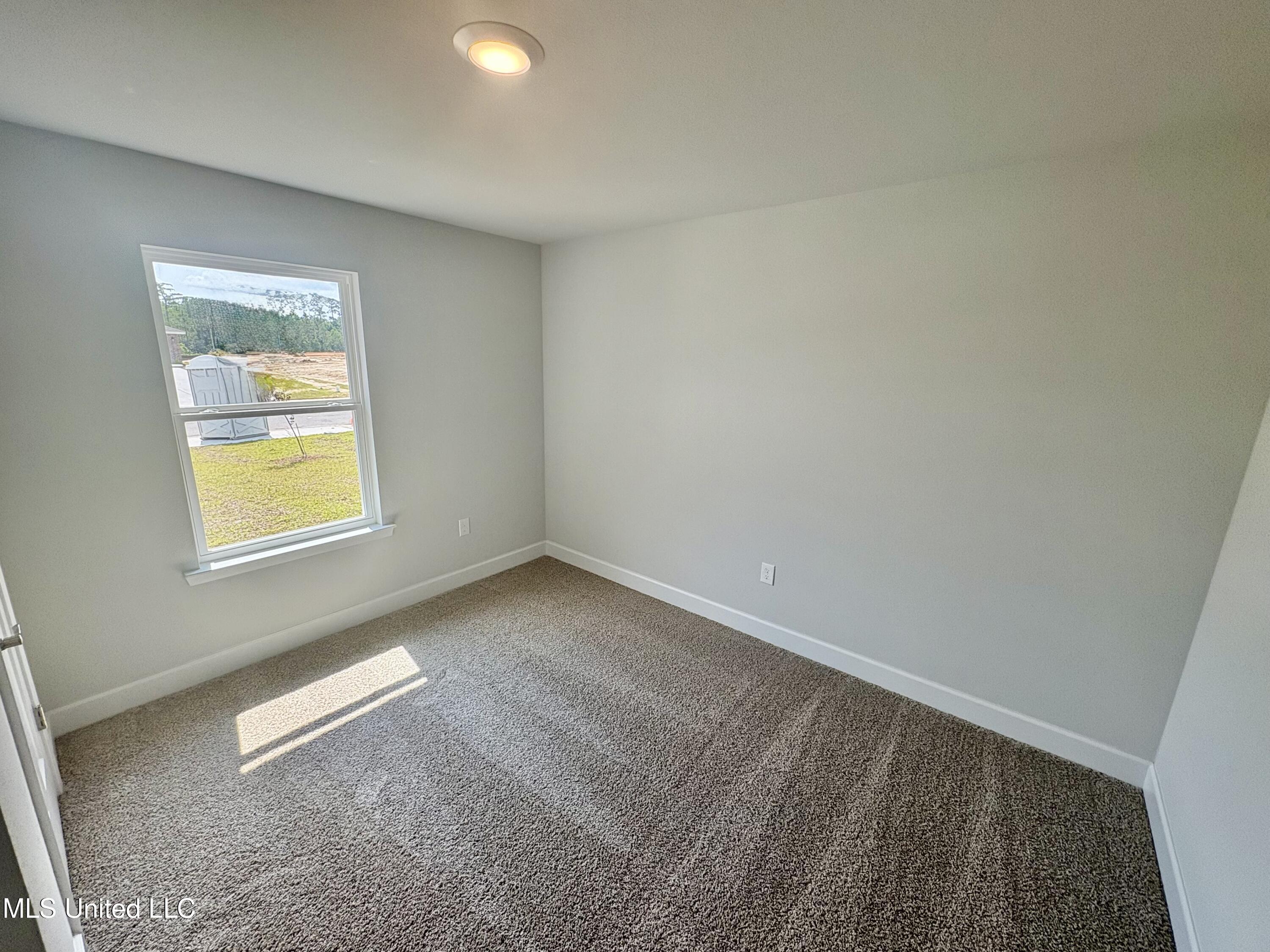18059 Tiffany Renee Drive, Gulfport, Mississippi image 9