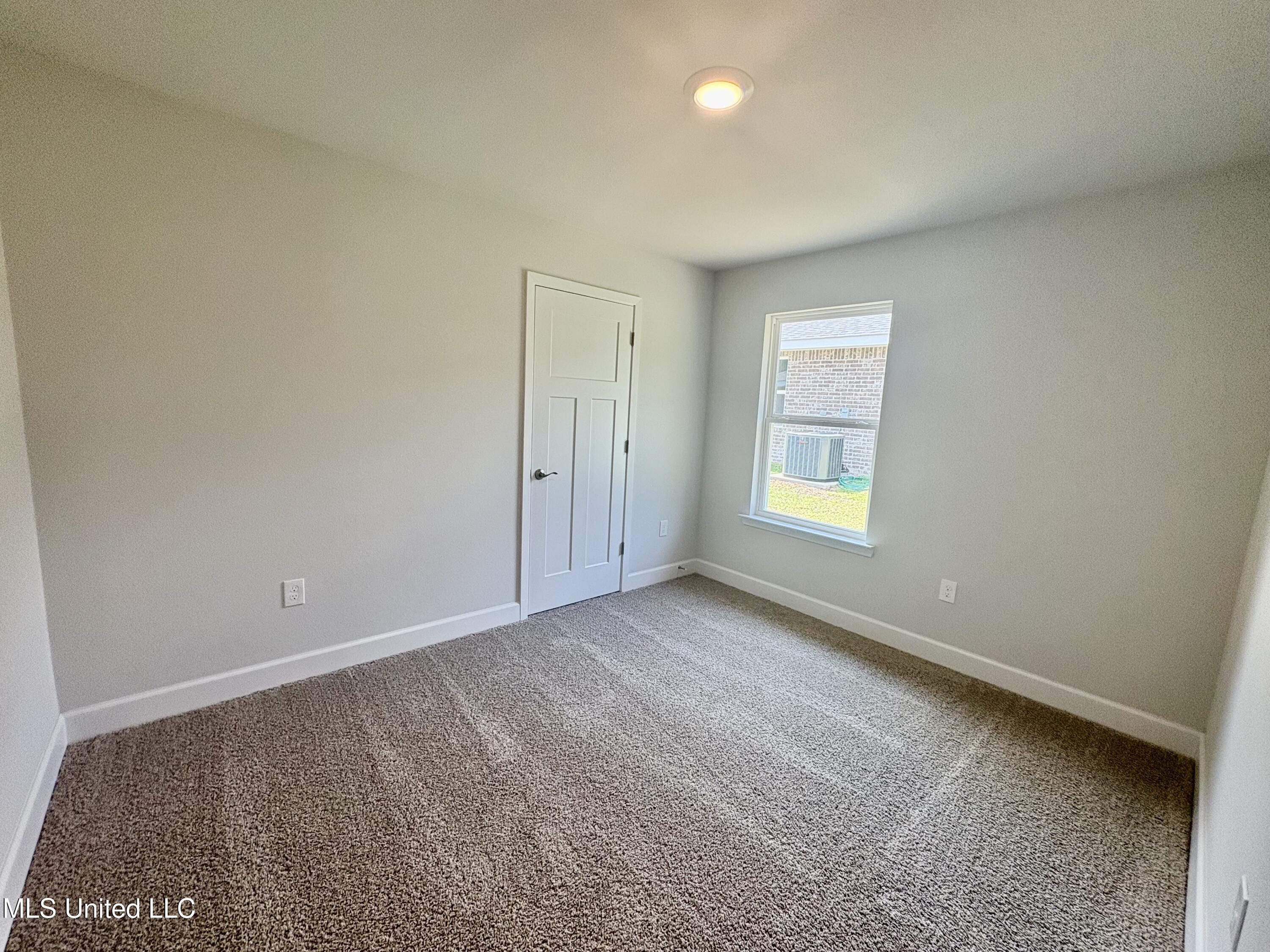 18059 Tiffany Renee Drive, Gulfport, Mississippi image 12