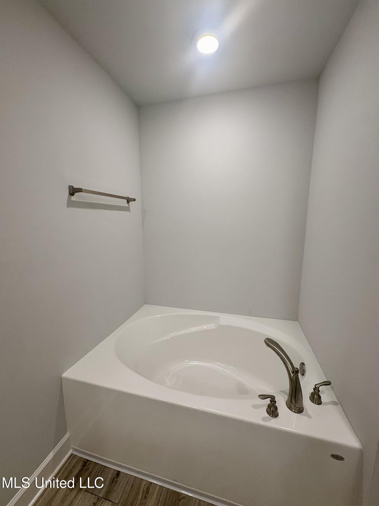 18059 Tiffany Renee Drive, Gulfport, Mississippi image 15