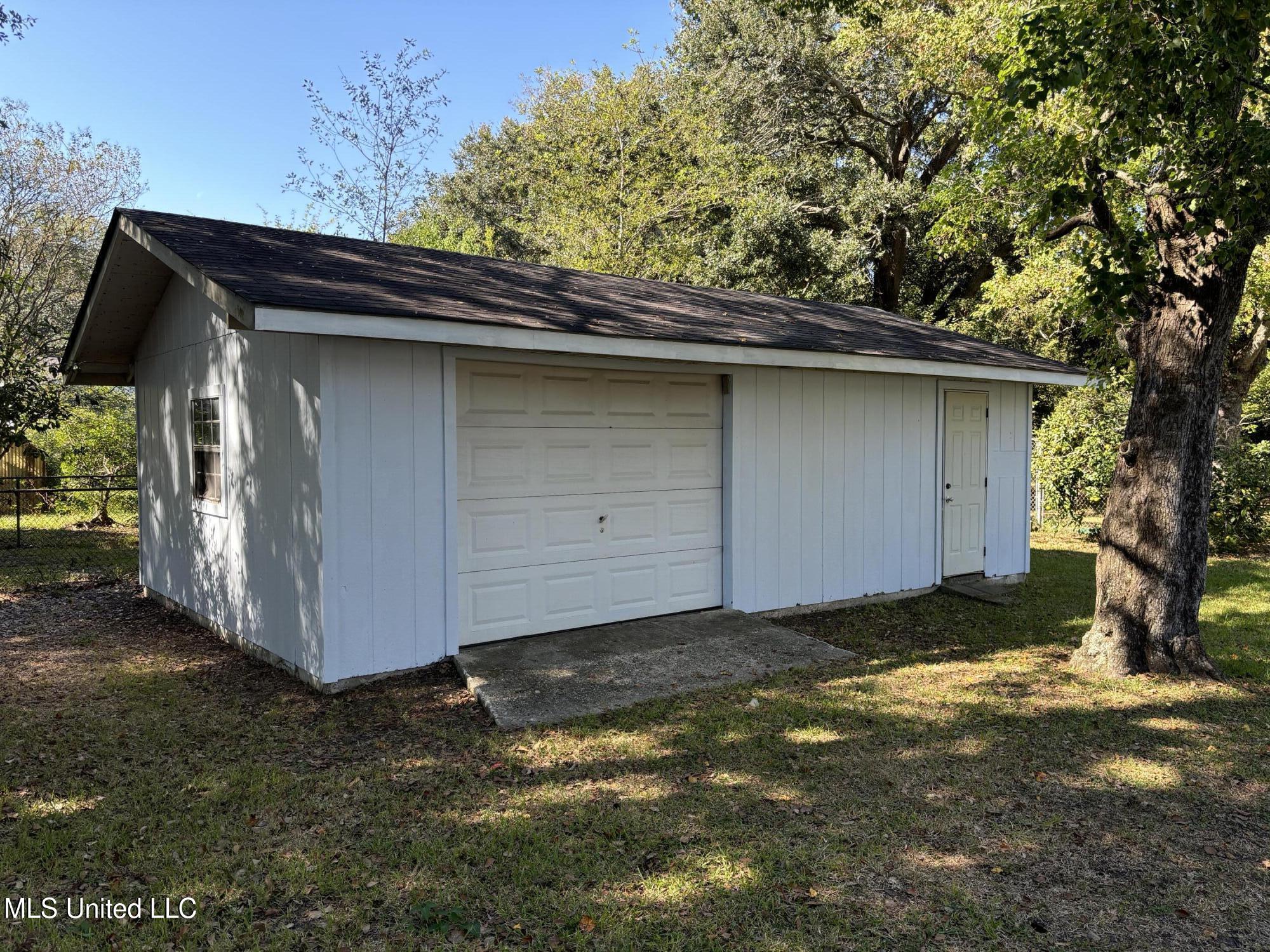 2319 14th Street, Pascagoula, Mississippi image 14