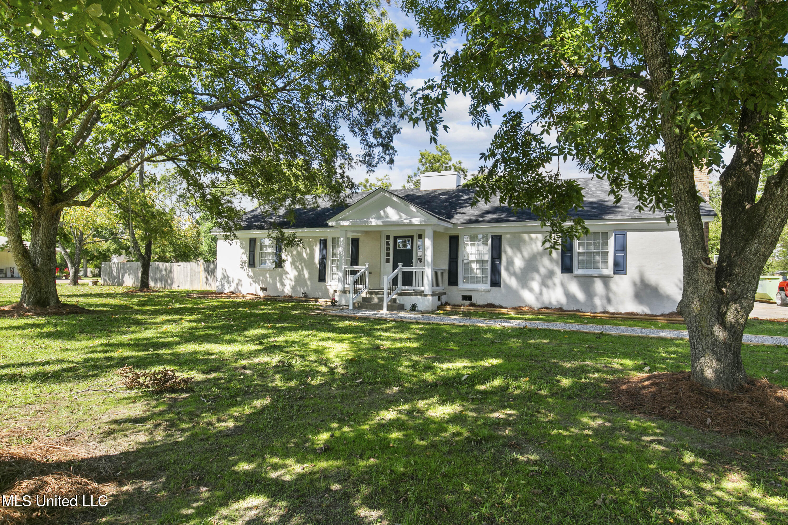 250 St Augustine Drive, Madison, Mississippi image 4