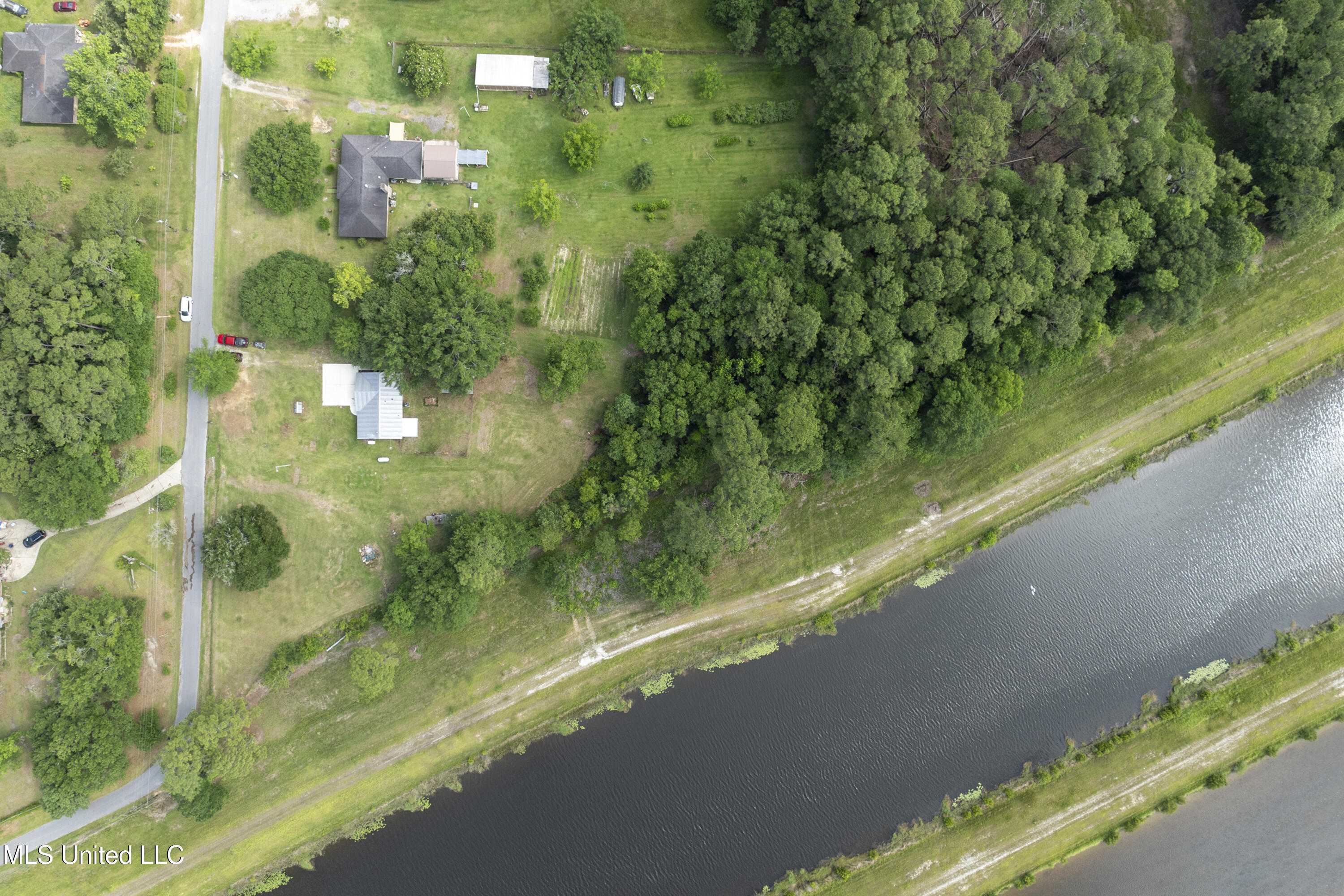 3721 Charlie Hudson Road, Moss Point, Mississippi image 24