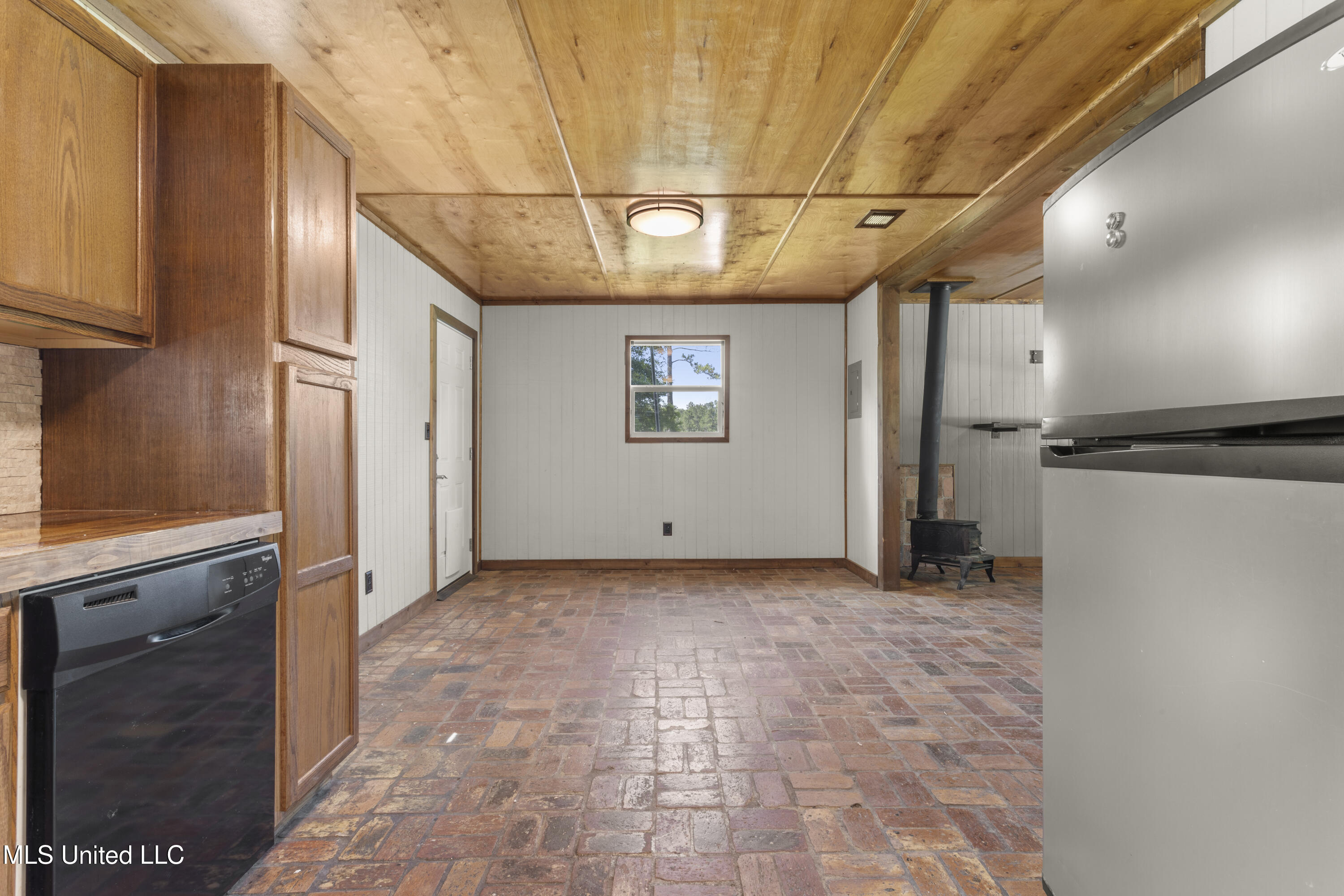 3721 Charlie Hudson Road, Moss Point, Mississippi image 10