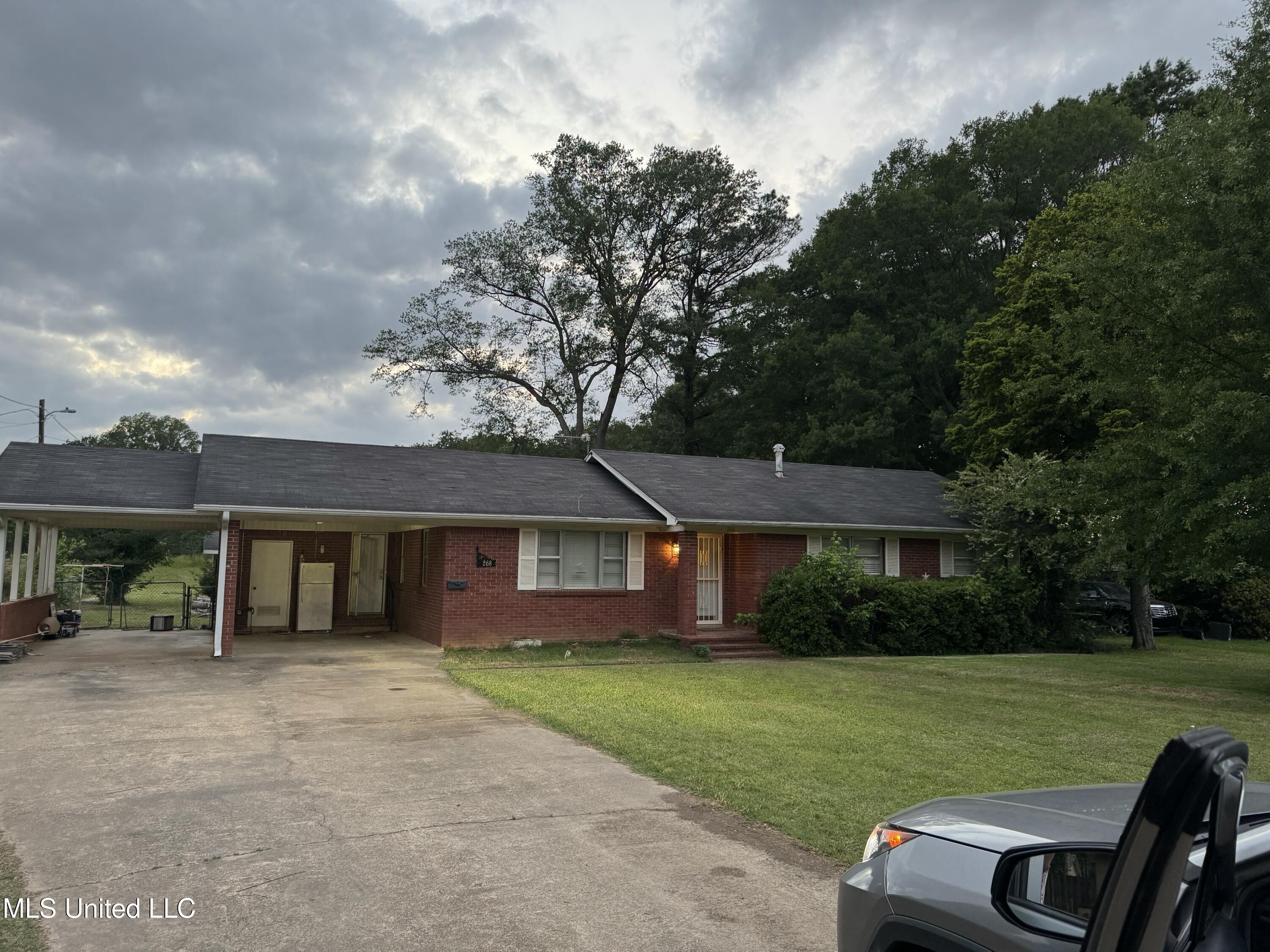268 Pollard Street, Batesville, Mississippi image 1
