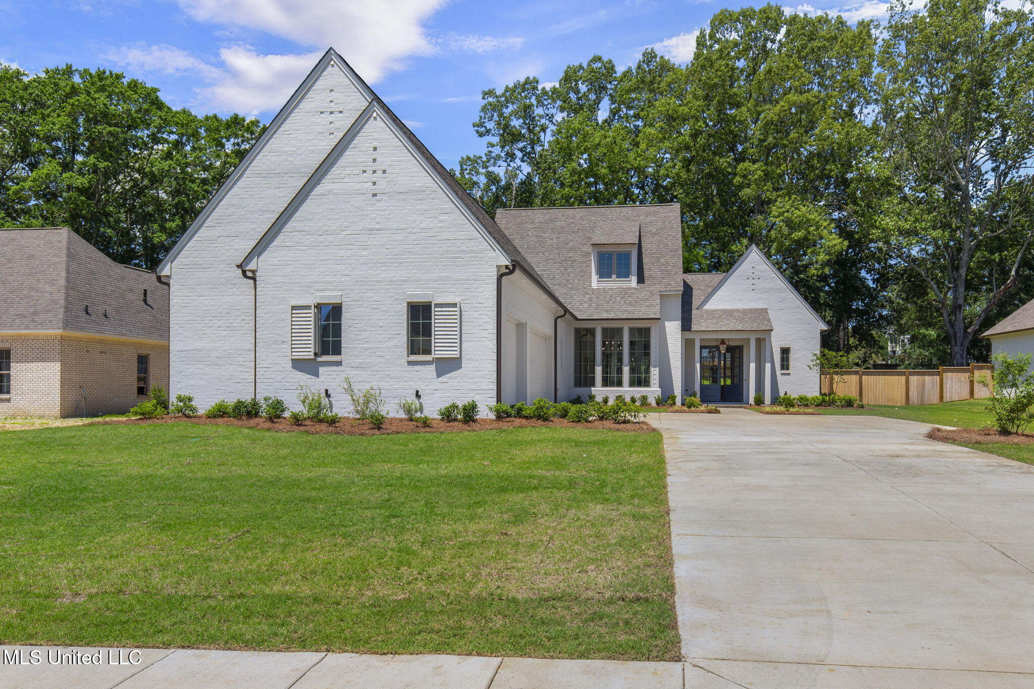 230 Parke Drive, Ridgeland, Mississippi image 1