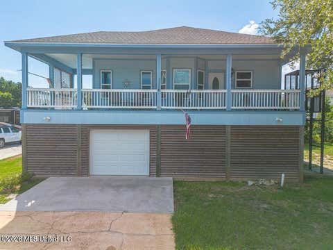 Homes For Sale - 105 Hayden Avenue<br/> Harrison County, Pass Christian, MS 39571