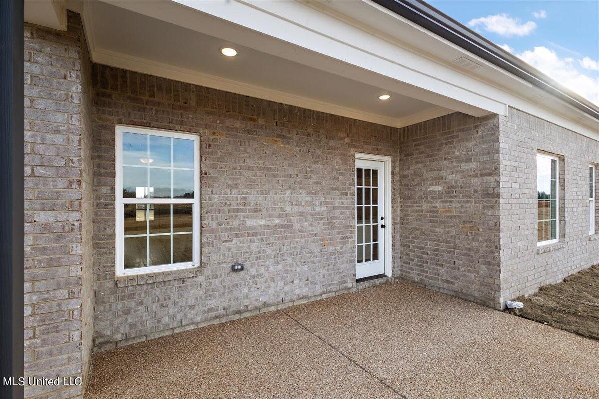 8855 Tucker Lane, Southaven, Mississippi image 25