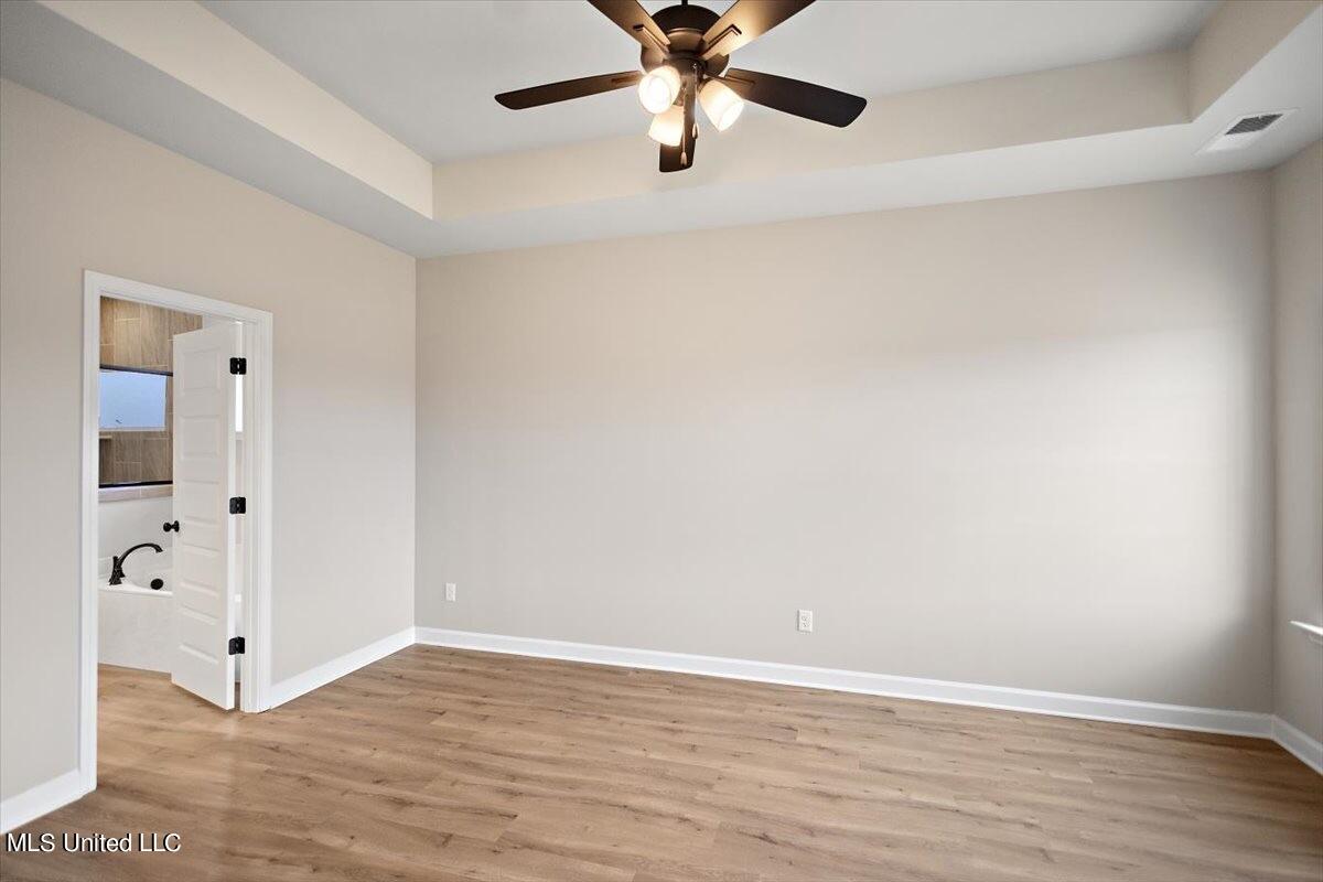 8855 Tucker Lane, Southaven, Mississippi image 14