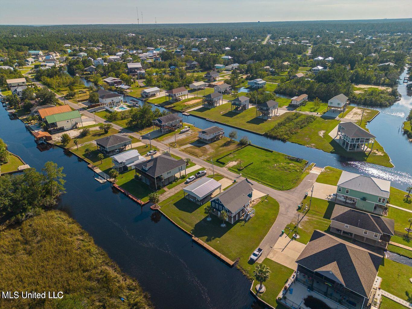 11162 New York Street, Bay Saint Louis, Mississippi image 38
