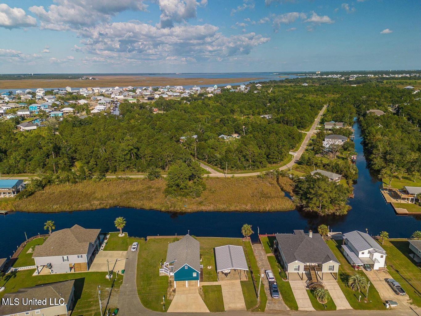 11162 New York Street, Bay Saint Louis, Mississippi image 37