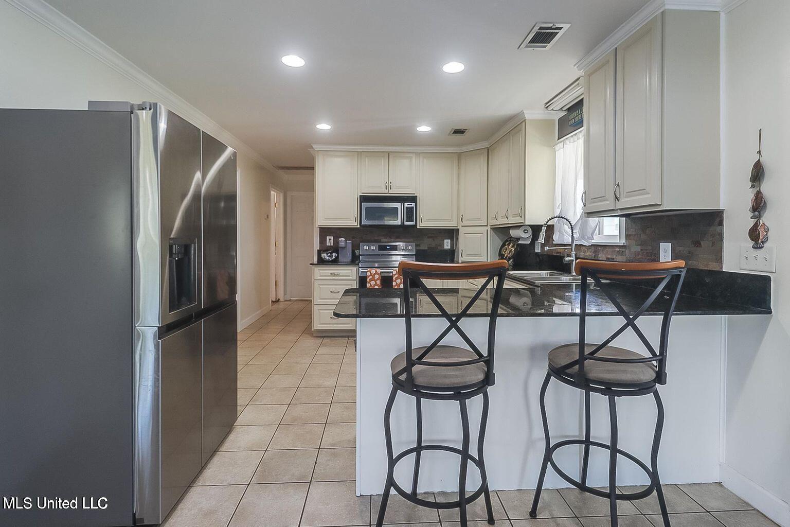 11162 New York Street, Bay Saint Louis, Mississippi image 17