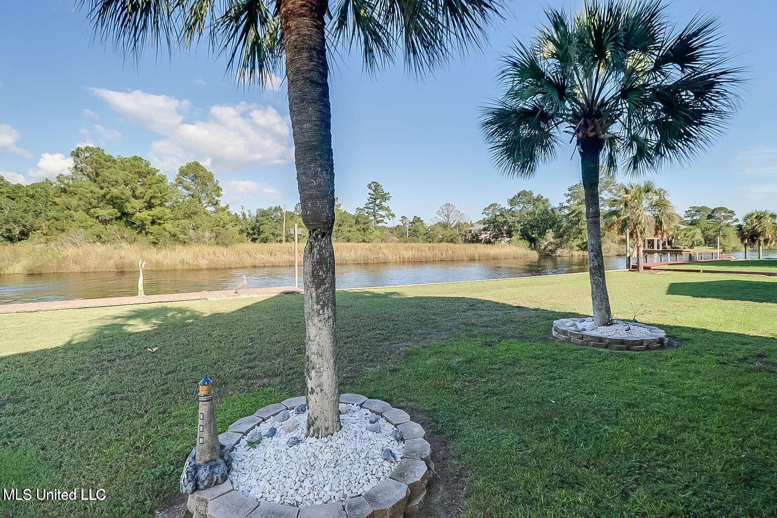 11162 New York Street, Bay Saint Louis, Mississippi image 4