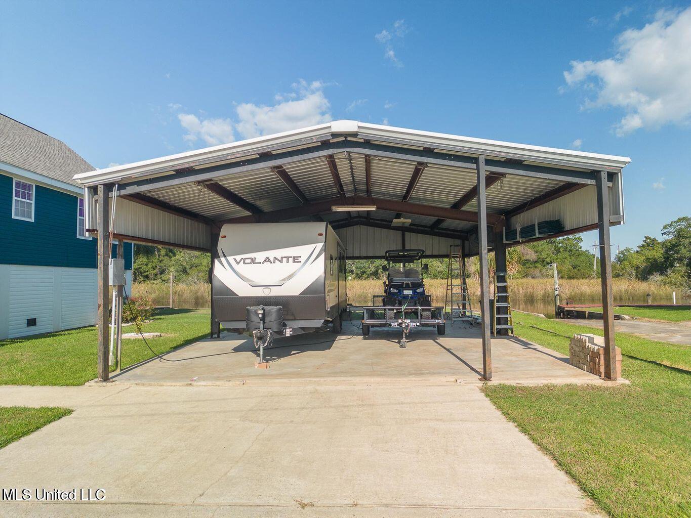 11162 New York Street, Bay Saint Louis, Mississippi image 3