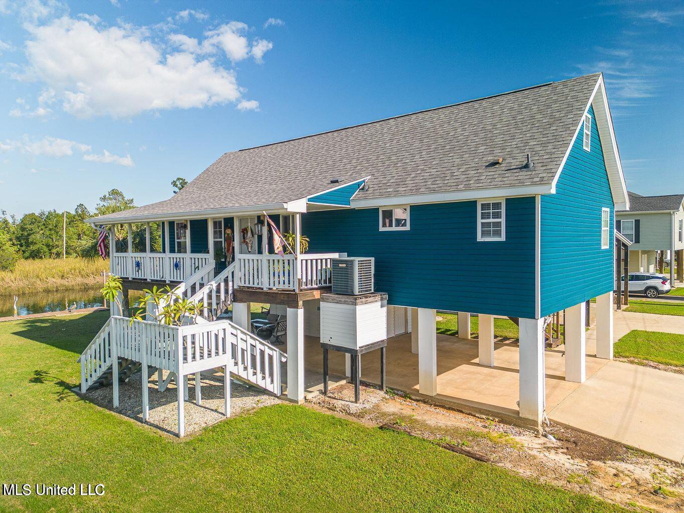 11162 New York Street, Bay Saint Louis, Mississippi image 1