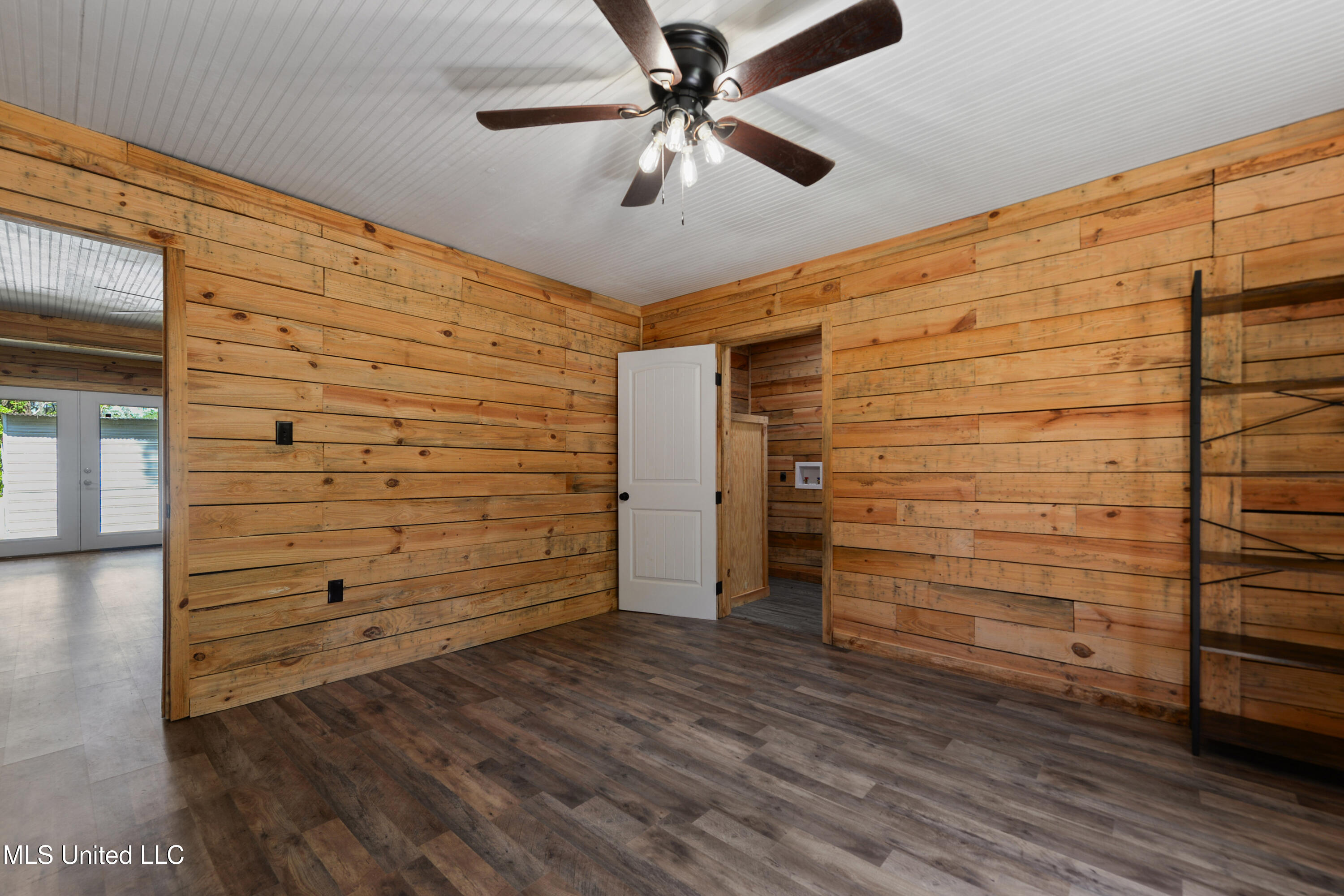 25005 Carter Lake Drive, Lucedale, Mississippi image 14
