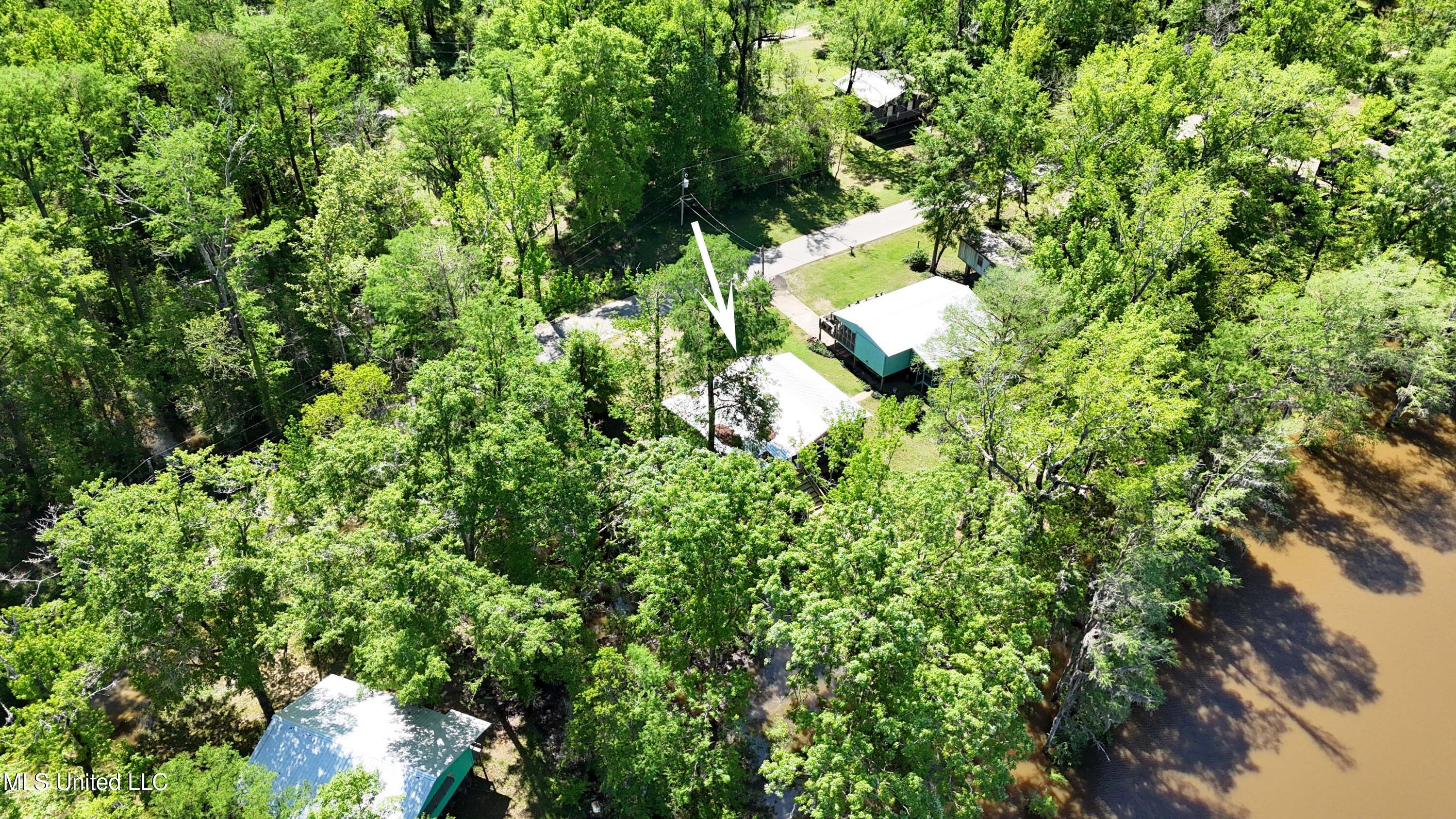 25005 Carter Lake Drive, Lucedale, Mississippi image 26