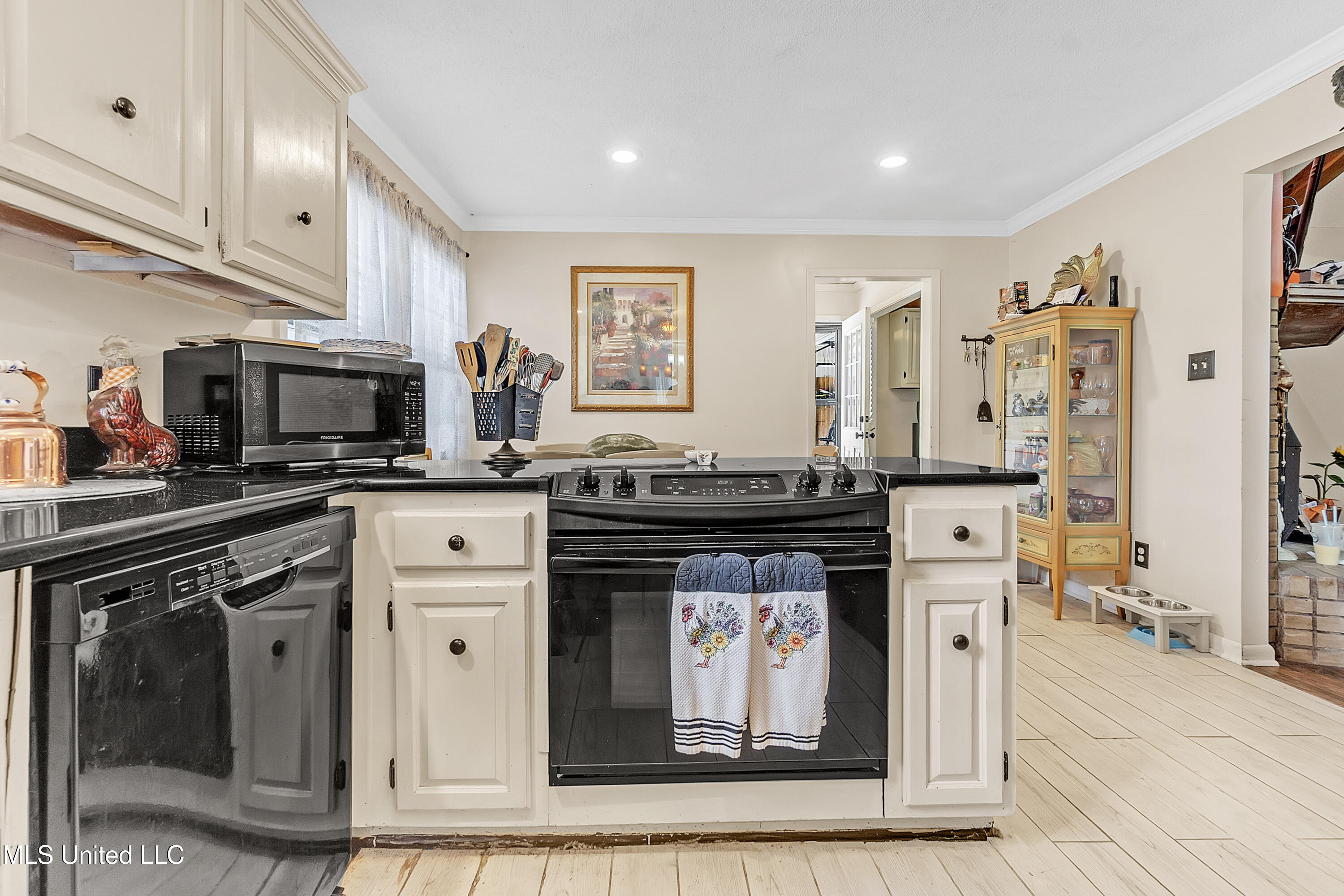 231 Hickory Lane, Batesville, Mississippi image 20