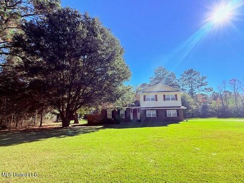 Homes For Sale - 516 Airline Highway<br/> Tylertown, MS 39667