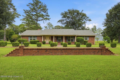 Homes For Sale - 198 Morgan Road<br/> Madison County, Canton, MS 39046
