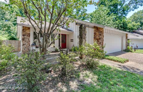 Homes For Sale - 1116 Benbrook Drive<br/> Madison County, Madison, MS 39110