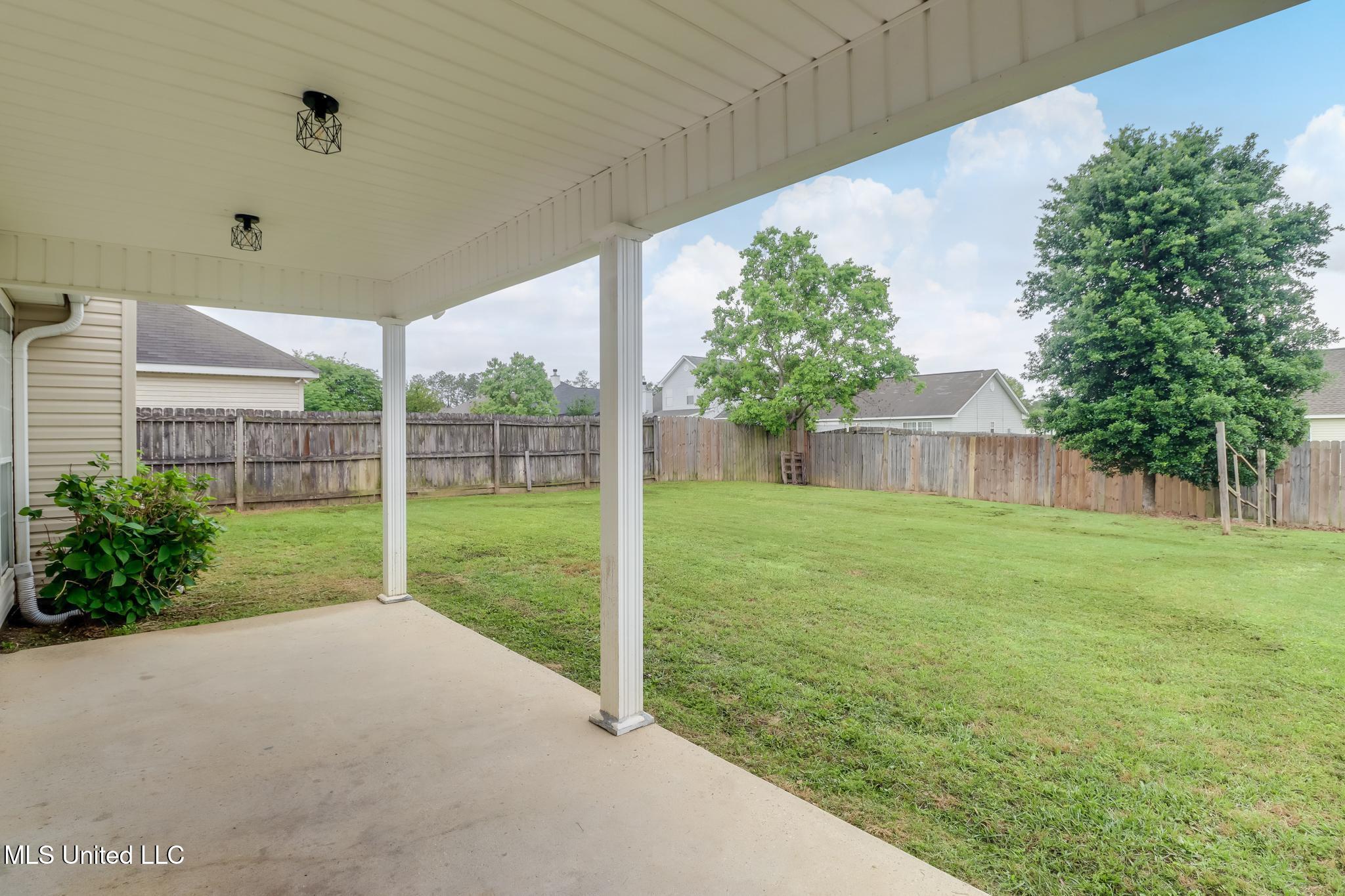 18311 Tarabrooke Drive, Gulfport, Mississippi image 20